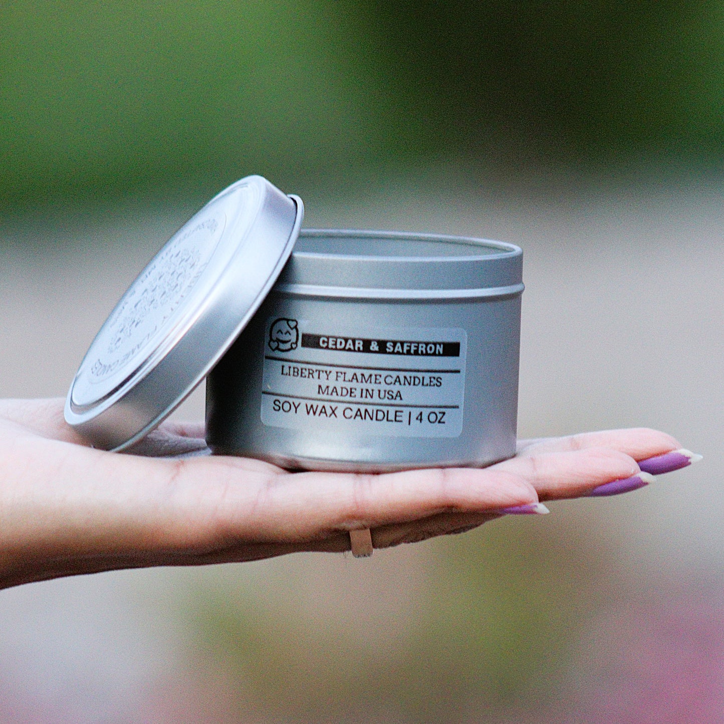 CEDAR & SAFFRON - 10oz GLASS JAR