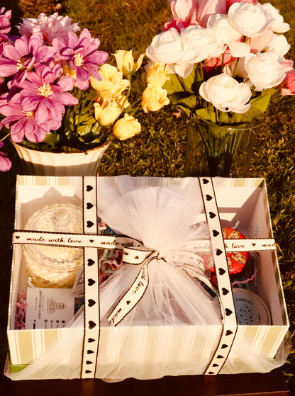FLAME & FRAGRANCE GIFT BOX