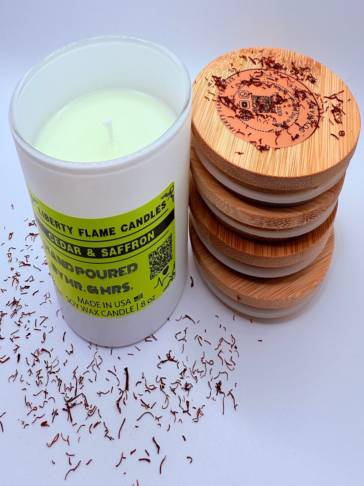 CEDAR & SAFFRON - 10oz GLASS JAR